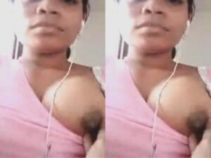 cute desi girl boob pop out nipple