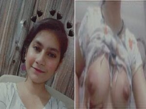 selfie cute girl boobs show to lover video