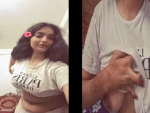 cute girlfriend exposing nude big boobs viral