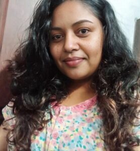 Indian girl deep cleavage and topless body