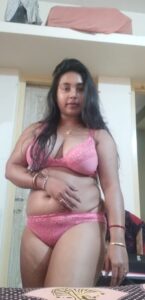 bubbly Indian girl with big boobs showing in bra and