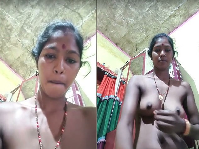 slim bhabhi on Stripchat shows sex boobs for