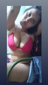 topless Tamil girlfriend before and after marriage