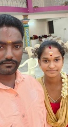 Tamil village wife boobs showing selfie