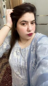 chubby desi aunty nude photos making for secret