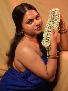 massive boobs Bengali aunty nude photoshoot