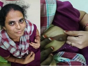 Tamil wife boob show in nighty to husband