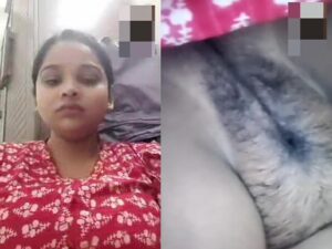 chubby ex-girlfriend pussy showing on video