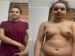 mast bhabhi striptease viral nude video making for