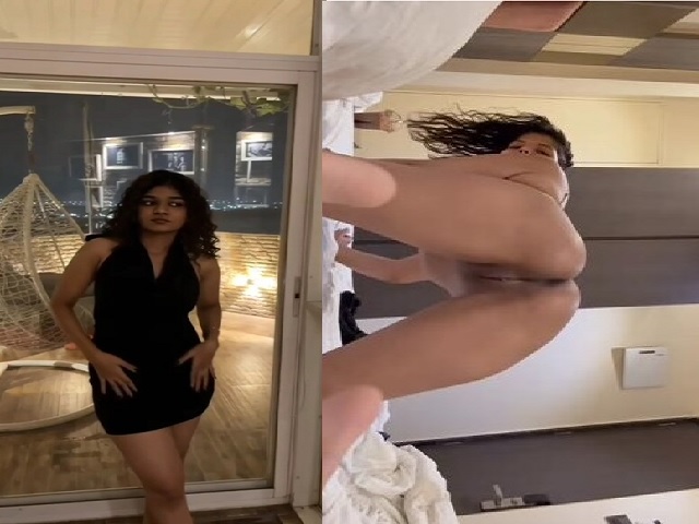 young Indian baddie in doggy sex position video